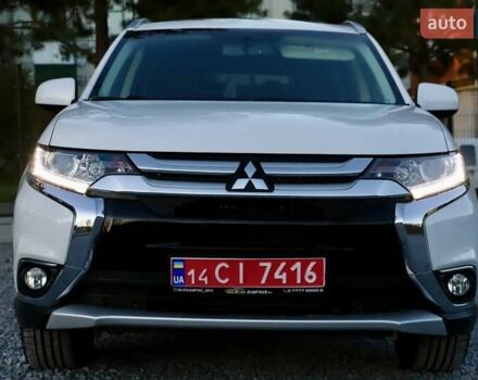 Міцубісі Аутлендер 2018 у Дрогобичі на Automoto.ua Білий Міцубісі Аутлендер, об'ємом двигуна 2.4 л та пробігом 59 тис. км за 17999 $, фото 4 на Automoto.ua
