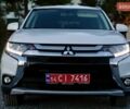 Міцубісі Аутлендер 2018 у Дрогобичі на Automoto.ua Білий Міцубісі Аутлендер, об'ємом двигуна 2.4 л та пробігом 59 тис. км за 17999 $, фото 4 на Automoto.ua
