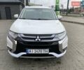 Білий Міцубісі Аутлендер, об'ємом двигуна 2 л та пробігом 118 тис. км за 17800 $, фото 3 на Automoto.ua
