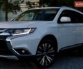 Міцубісі Аутлендер 2018 у Дрогобичі на Automoto.ua Білий Міцубісі Аутлендер, об'ємом двигуна 2.4 л та пробігом 59 тис. км за 17999 $, фото 18 на Automoto.ua