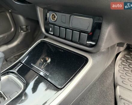 Білий Міцубісі Аутлендер, об'ємом двигуна 2 л та пробігом 19 тис. км за 17700 $, фото 25 на Automoto.ua