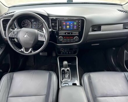 Белый Мицубиси Аутлендер, объемом двигателя 3 л и пробегом 39 тыс. км за 6700 $, фото 9 на Automoto.ua