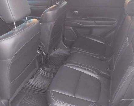 Белый Мицубиси Аутлендер, объемом двигателя 2.36 л и пробегом 98 тыс. км за 20500 $, фото 27 на Automoto.ua