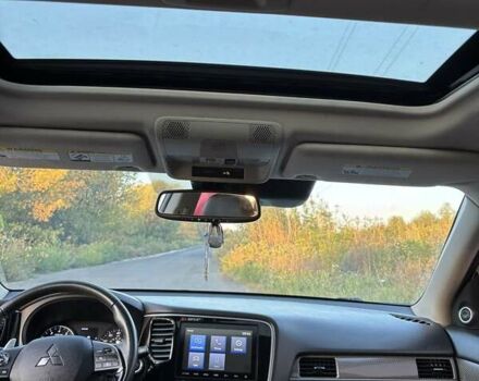 Белый Мицубиси Аутлендер, объемом двигателя 3 л и пробегом 177 тыс. км за 19200 $, фото 13 на Automoto.ua