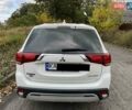 Білий Міцубісі Аутлендер, об'ємом двигуна 2.36 л та пробігом 82 тис. км за 15999 $, фото 10 на Automoto.ua