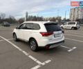 Білий Міцубісі Аутлендер, об'ємом двигуна 2.36 л та пробігом 168 тис. км за 19500 $, фото 5 на Automoto.ua