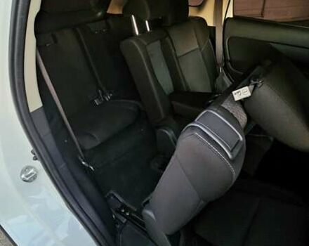 Білий Міцубісі Аутлендер, об'ємом двигуна 2.4 л та пробігом 98 тис. км за 19600 $, фото 17 на Automoto.ua