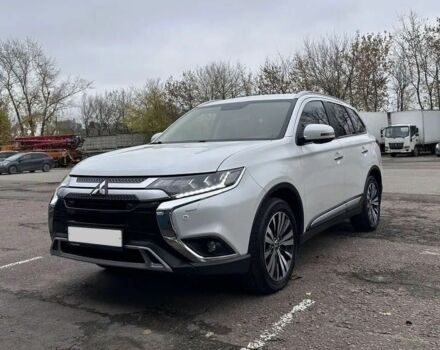 Белый Мицубиси Аутлендер, объемом двигателя 2.4 л и пробегом 96 тыс. км за 10800 $, фото 7 на Automoto.ua