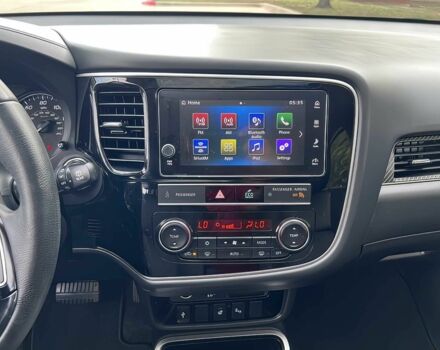 Белый Мицубиси Аутлендер, объемом двигателя 3 л и пробегом 39 тыс. км за 6700 $, фото 10 на Automoto.ua