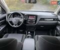 Білий Міцубісі Аутлендер, об'ємом двигуна 2.36 л та пробігом 82 тис. км за 15999 $, фото 15 на Automoto.ua