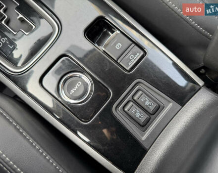 Білий Міцубісі Аутлендер, об'ємом двигуна 2 л та пробігом 52 тис. км за 21500 $, фото 55 на Automoto.ua