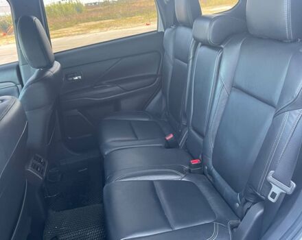 Белый Мицубиси Аутлендер, объемом двигателя 2.4 л и пробегом 120 тыс. км за 18990 $, фото 21 на Automoto.ua