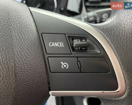 Белый Мицубиси Аутлендер, объемом двигателя 2.36 л и пробегом 39 тыс. км за 18350 $, фото 17 на Automoto.ua