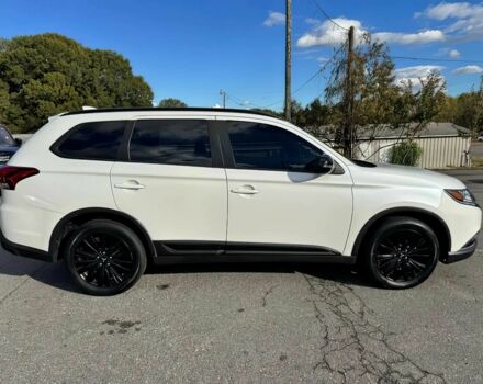 Білий Міцубісі Аутлендер, об'ємом двигуна 2.4 л та пробігом 32 тис. км за 8800 $, фото 7 на Automoto.ua