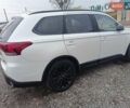 Білий Міцубісі Аутлендер, об'ємом двигуна 2.36 л та пробігом 170 тис. км за 18200 $, фото 2 на Automoto.ua