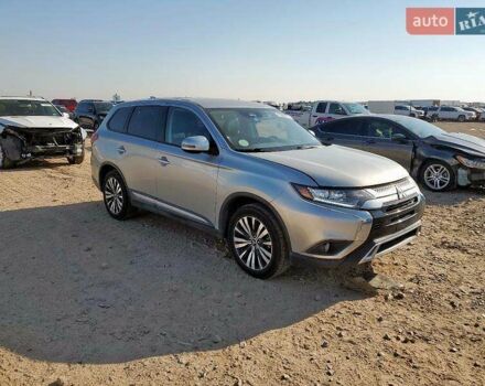 Білий Міцубісі Аутлендер, об'ємом двигуна 2.4 л та пробігом 133 тис. км за 3300 $, фото 3 на Automoto.ua