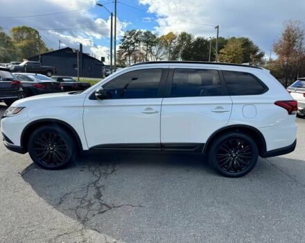 Білий Міцубісі Аутлендер, об'ємом двигуна 2.4 л та пробігом 32 тис. км за 8800 $, фото 3 на Automoto.ua