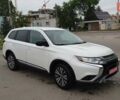 Белый Мицубиси Аутлендер, объемом двигателя 2.36 л и пробегом 40 тыс. км за 18900 $, фото 1 на Automoto.ua