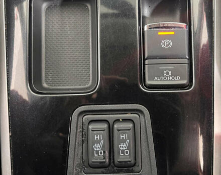 Белый Мицубиси Аутлендер, объемом двигателя 2.36 л и пробегом 39 тыс. км за 18350 $, фото 21 на Automoto.ua