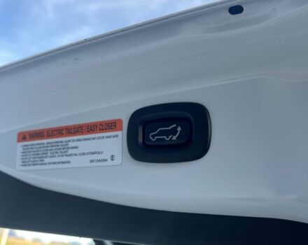 Белый Мицубиси Аутлендер, объемом двигателя 2.4 л и пробегом 120 тыс. км за 18990 $, фото 29 на Automoto.ua