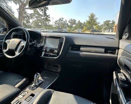 Білий Міцубісі Аутлендер, об'ємом двигуна 2 л та пробігом 33 тис. км за 9800 $, фото 9 на Automoto.ua