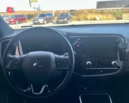 Белый Мицубиси Аутлендер, объемом двигателя 2.4 л и пробегом 120 тыс. км за 18990 $, фото 24 на Automoto.ua