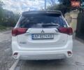 Білий Міцубісі Аутлендер, об'ємом двигуна 2 л та пробігом 58 тис. км за 23500 $, фото 39 на Automoto.ua