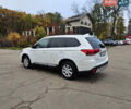 Білий Міцубісі Аутлендер, об'ємом двигуна 2 л та пробігом 74 тис. км за 16500 $, фото 4 на Automoto.ua