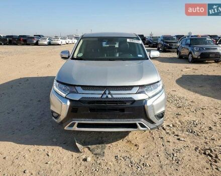 Білий Міцубісі Аутлендер, об'ємом двигуна 2.4 л та пробігом 133 тис. км за 3300 $, фото 4 на Automoto.ua