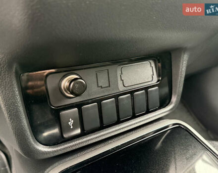 Білий Міцубісі Аутлендер, об'ємом двигуна 2 л та пробігом 63 тис. км за 20800 $, фото 24 на Automoto.ua