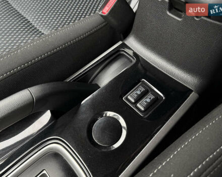 Білий Міцубісі Аутлендер, об'ємом двигуна 2 л та пробігом 63 тис. км за 20800 $, фото 25 на Automoto.ua