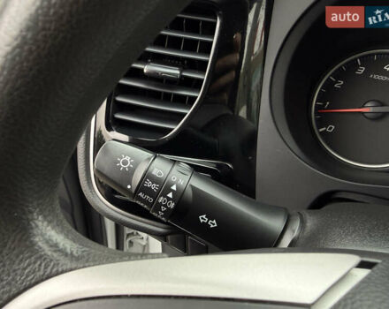 Білий Міцубісі Аутлендер, об'ємом двигуна 2 л та пробігом 63 тис. км за 20800 $, фото 18 на Automoto.ua