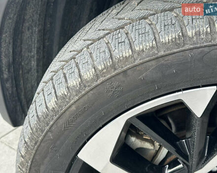 Білий Міцубісі Аутлендер, об'ємом двигуна 2.5 л та пробігом 62 тис. км за 28300 $, фото 49 на Automoto.ua