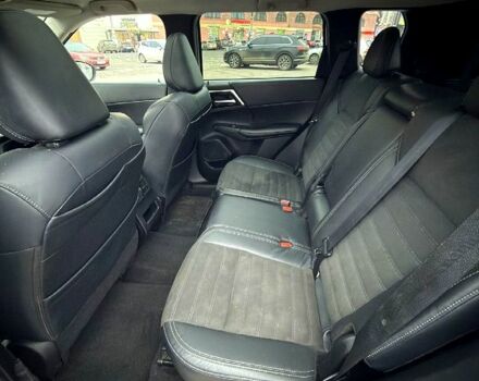 Белый Мицубиси Аутлендер, объемом двигателя 2.5 л и пробегом 91 тыс. км за 26000 $, фото 1 на Automoto.ua