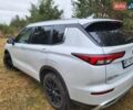 Білий Міцубісі Аутлендер, об'ємом двигуна 2.49 л та пробігом 38 тис. км за 24000 $, фото 4 на Automoto.ua