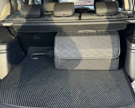 Белый Мицубиси Аутлендер, объемом двигателя 2 л и пробегом 143 тыс. км за 19999 $, фото 6 на Automoto.ua