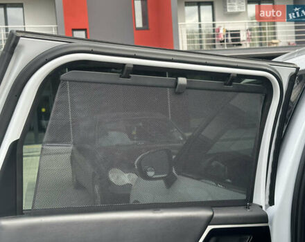 Білий Міцубісі Аутлендер, об'ємом двигуна 2.5 л та пробігом 62 тис. км за 28300 $, фото 29 на Automoto.ua