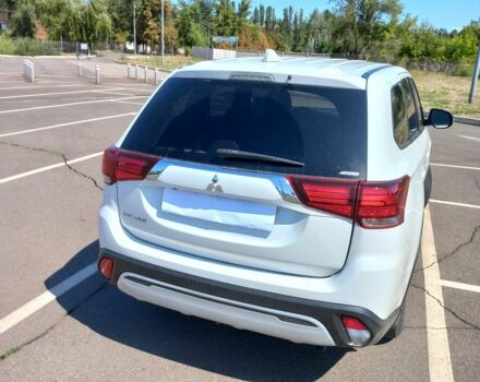 Белый Мицубиси Аутлендер, объемом двигателя 2 л и пробегом 97 тыс. км за 23564 $, фото 15 на Automoto.ua