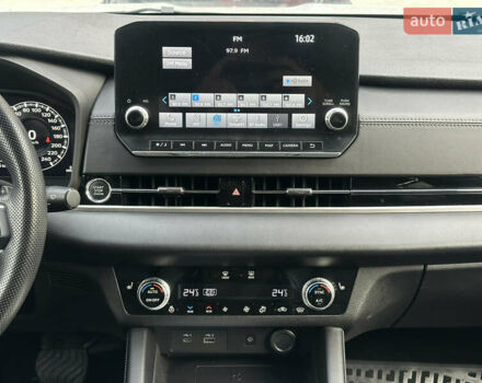 Білий Міцубісі Аутлендер, об'ємом двигуна 2.5 л та пробігом 62 тис. км за 28300 $, фото 9 на Automoto.ua