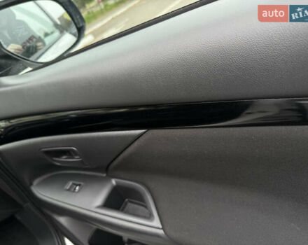 Білий Міцубісі Аутлендер, об'ємом двигуна 2 л та пробігом 63 тис. км за 20800 $, фото 40 на Automoto.ua