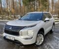 Белый Мицубиси Аутлендер, объемом двигателя 2.5 л и пробегом 7 тыс. км за 29000 $, фото 1 на Automoto.ua