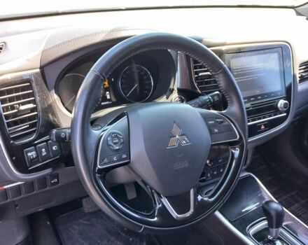 Белый Мицубиси Аутлендер, объемом двигателя 2 л и пробегом 97 тыс. км за 23564 $, фото 9 на Automoto.ua