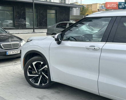 Білий Міцубісі Аутлендер, об'ємом двигуна 2.5 л та пробігом 62 тис. км за 28300 $, фото 45 на Automoto.ua