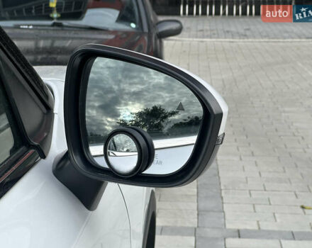 Білий Міцубісі Аутлендер, об'ємом двигуна 2.5 л та пробігом 62 тис. км за 28300 $, фото 33 на Automoto.ua