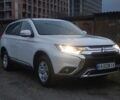 Білий Міцубісі Аутлендер, об'ємом двигуна 2 л та пробігом 78 тис. км за 19800 $, фото 3 на Automoto.ua