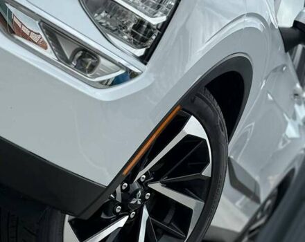 Белый Мицубиси Аутлендер, объемом двигателя 2.49 л и пробегом 70 тыс. км за 24900 $, фото 6 на Automoto.ua