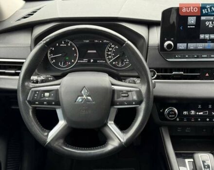 Белый Мицубиси Аутлендер, объемом двигателя 2.49 л и пробегом 70 тыс. км за 25500 $, фото 29 на Automoto.ua