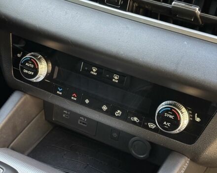 Белый Мицубиси Аутлендер, объемом двигателя 2.5 л и пробегом 69 тыс. км за 28200 $, фото 6 на Automoto.ua