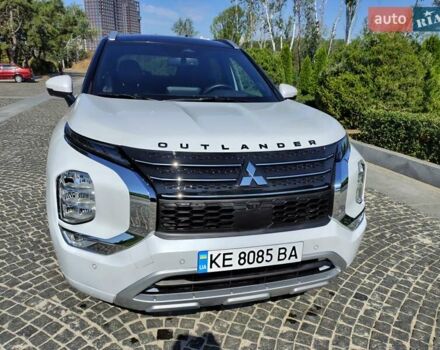 Белый Мицубиси Аутлендер, объемом двигателя 2.36 л и пробегом 43 тыс. км за 34300 $, фото 20 на Automoto.ua