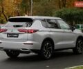 Міцубісі Аутлендер 2022 у Харкові на Automoto.ua Білий Міцубісі Аутлендер, об'ємом двигуна 2.49 л та пробігом 18 тис. км за 30500 $, фото 3 на Automoto.ua